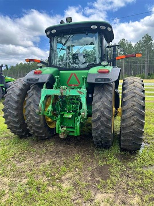 John Deere 7210R
