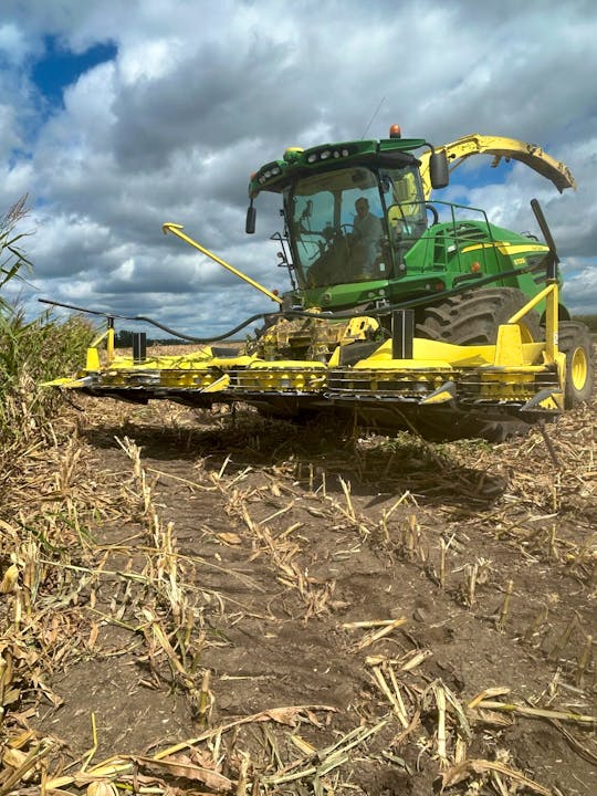 John Deere 770