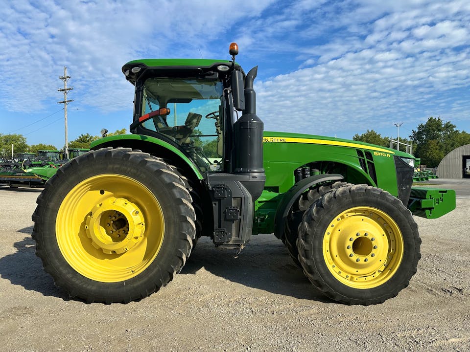 John Deere 8370R
