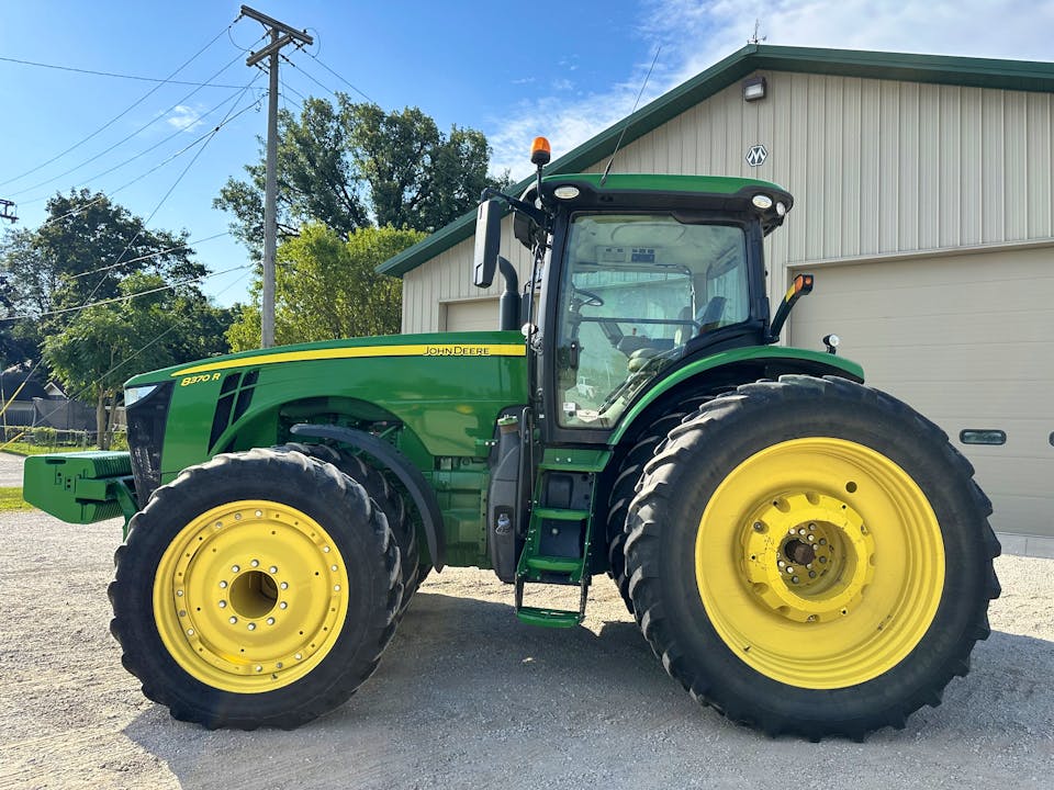 John Deere 8370R