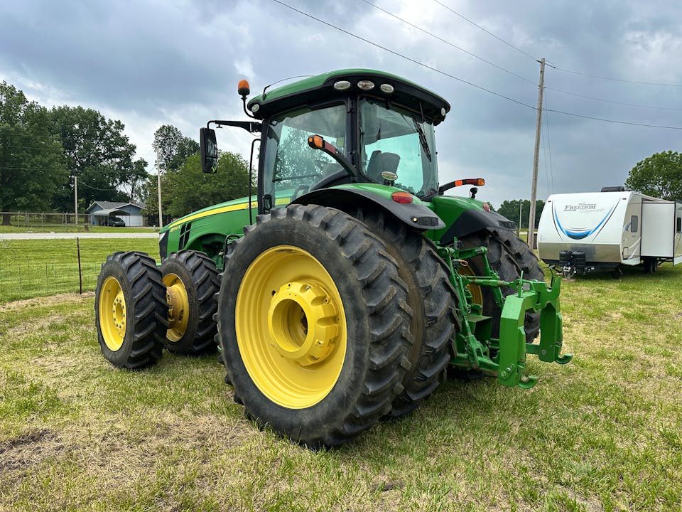 John Deere 8370R