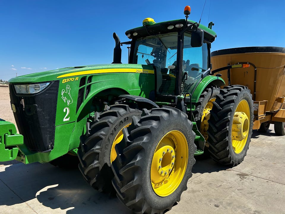 John Deere 8370R