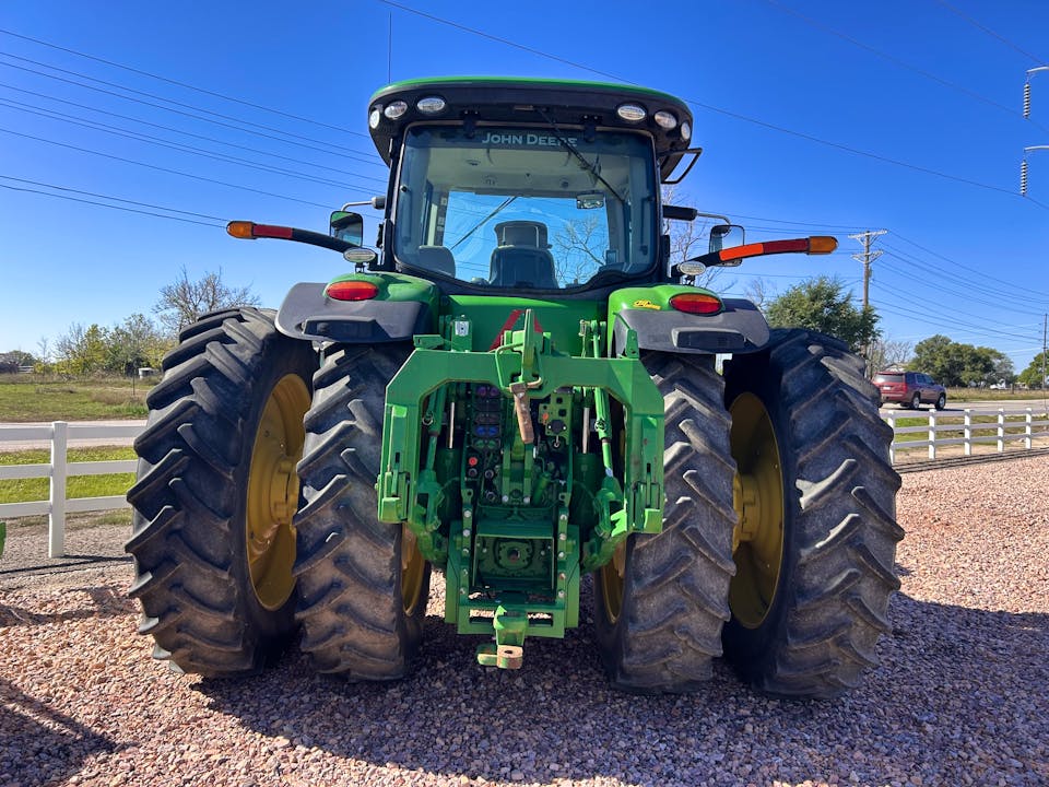 John Deere 8370R