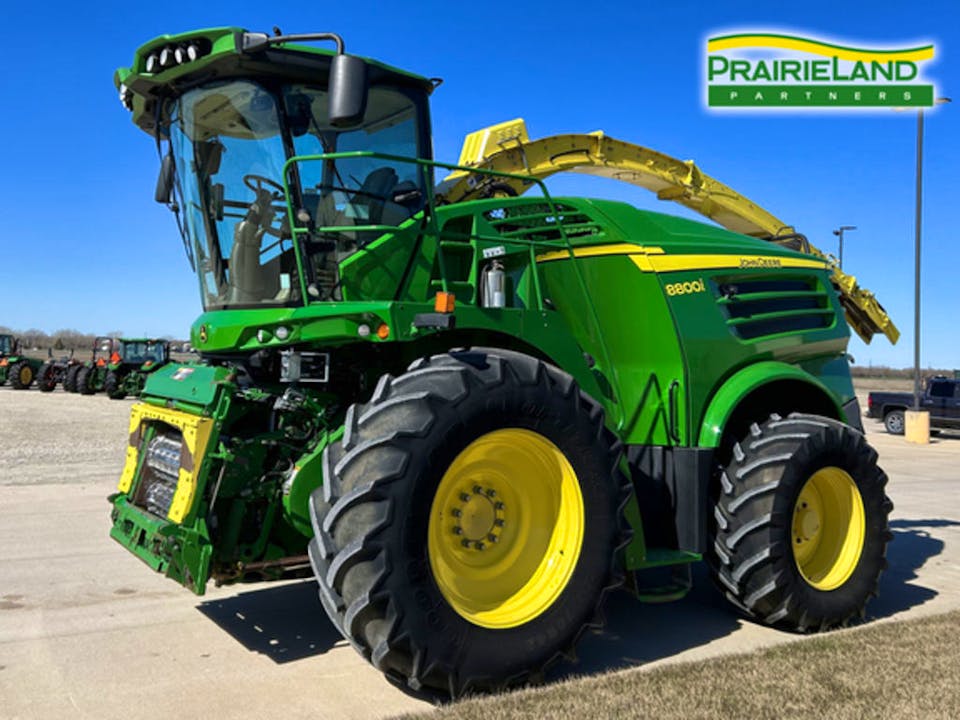 John Deere 8800