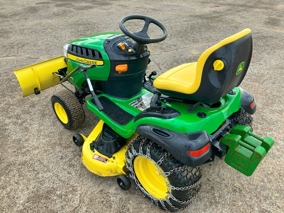 John Deere E170