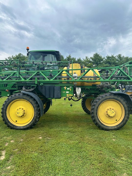 John Deere R4023