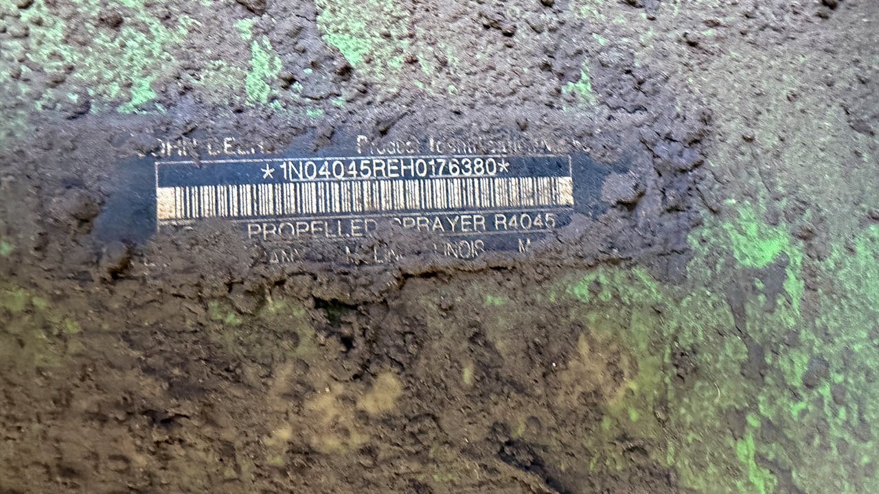 John Deere R4045