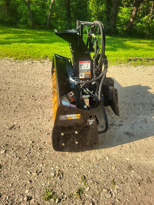 John Deere SB84B