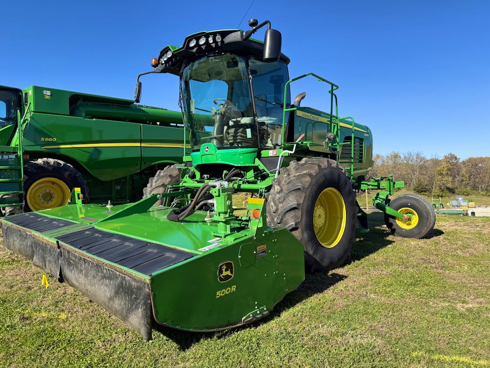 John Deere W235