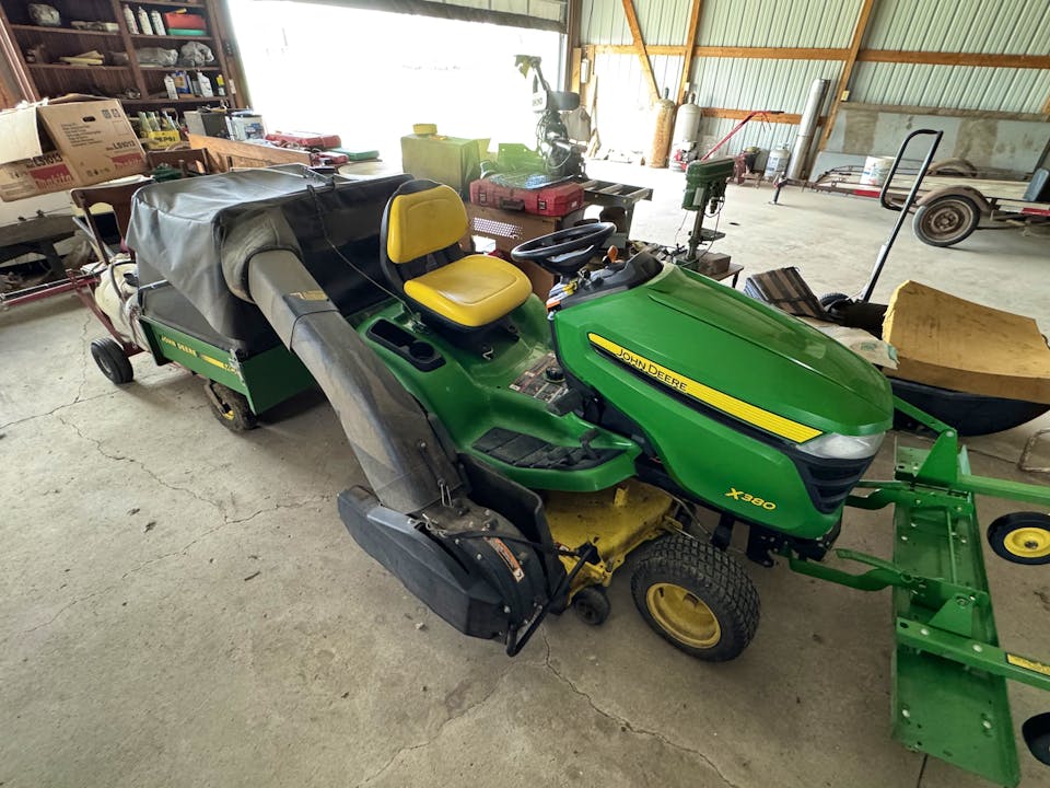 John Deere X380