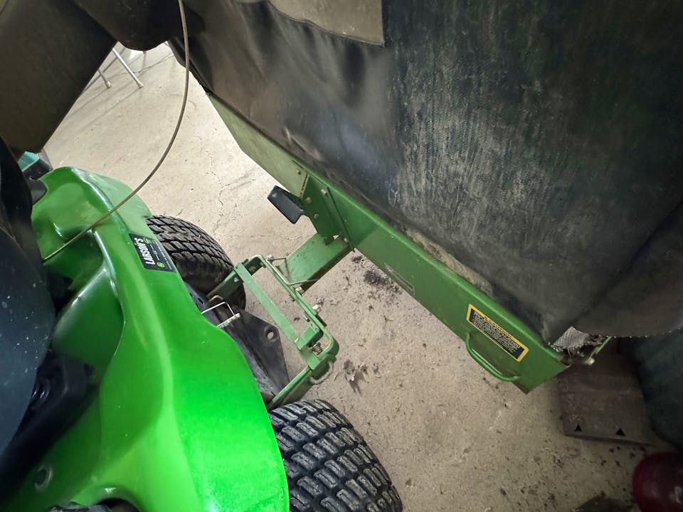 John Deere X380