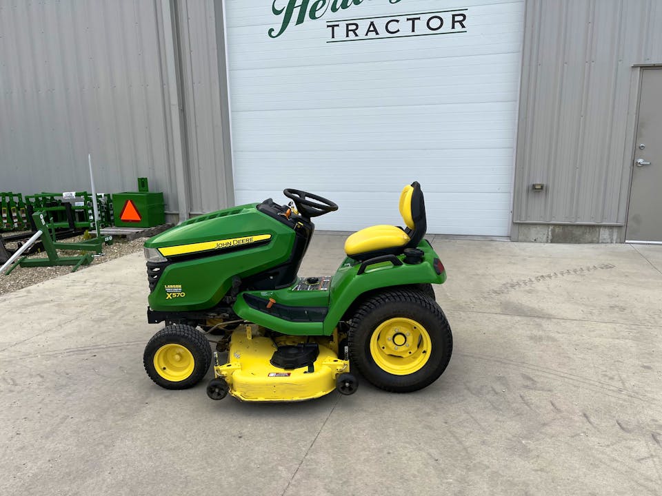 John Deere X570
