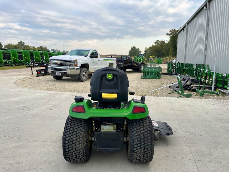John Deere X570