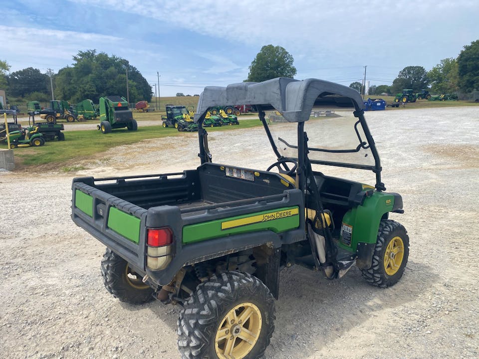 John Deere XUV825i