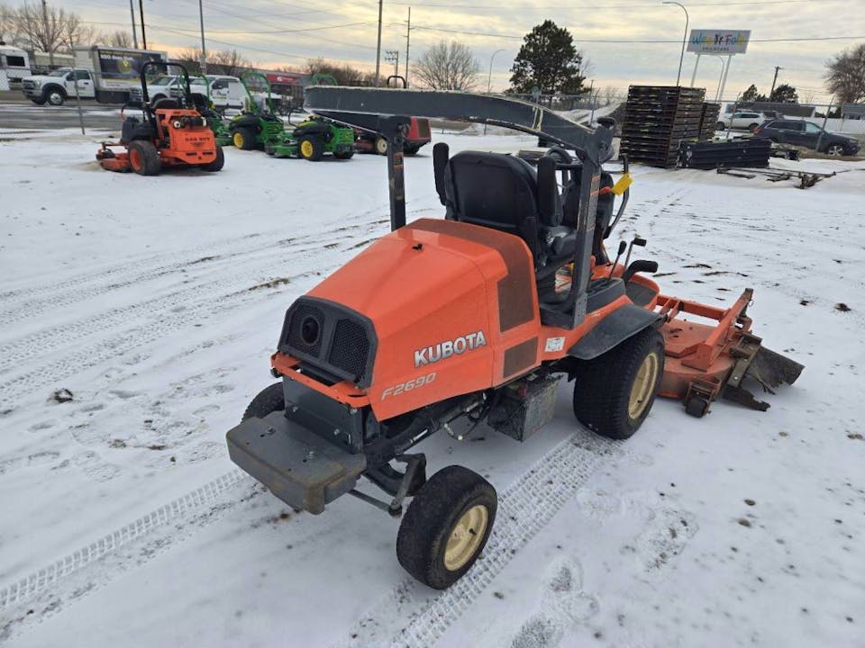 Kubota F2690