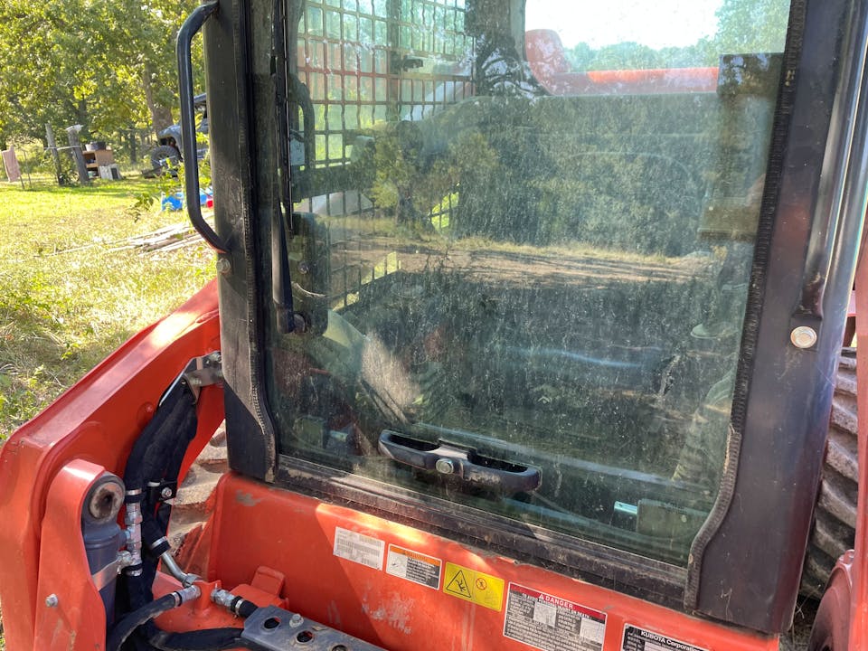 Kubota SSV75