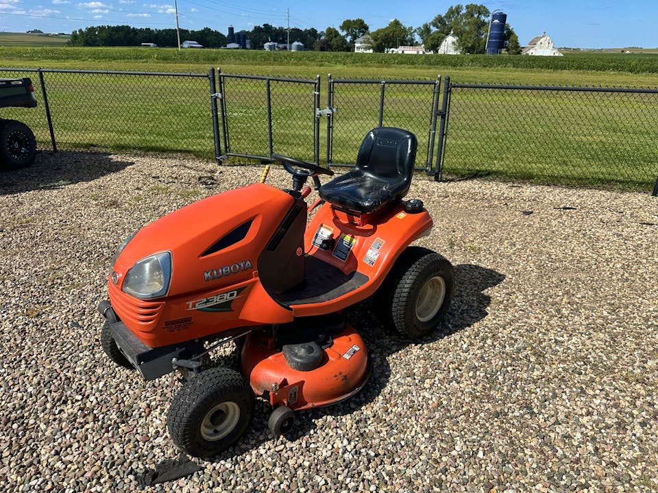 Kubota T2380