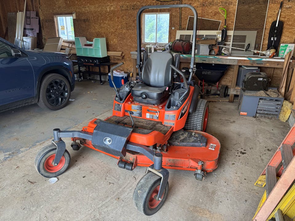 Kubota ZD1211