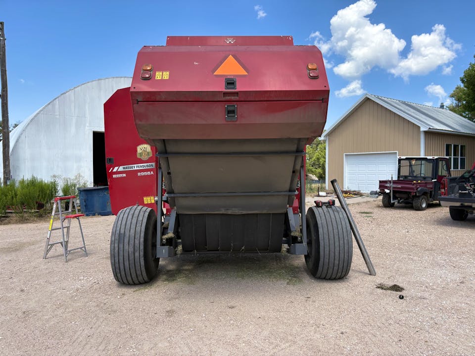 Massey Ferguson 2956A