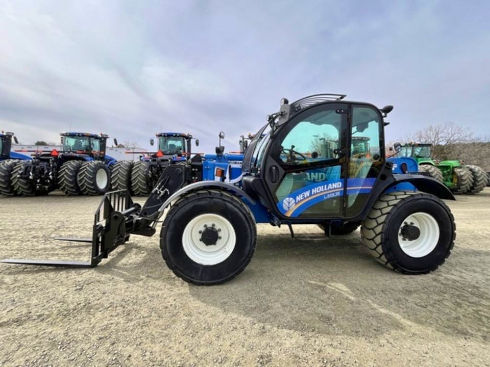 New Holland LM9.35