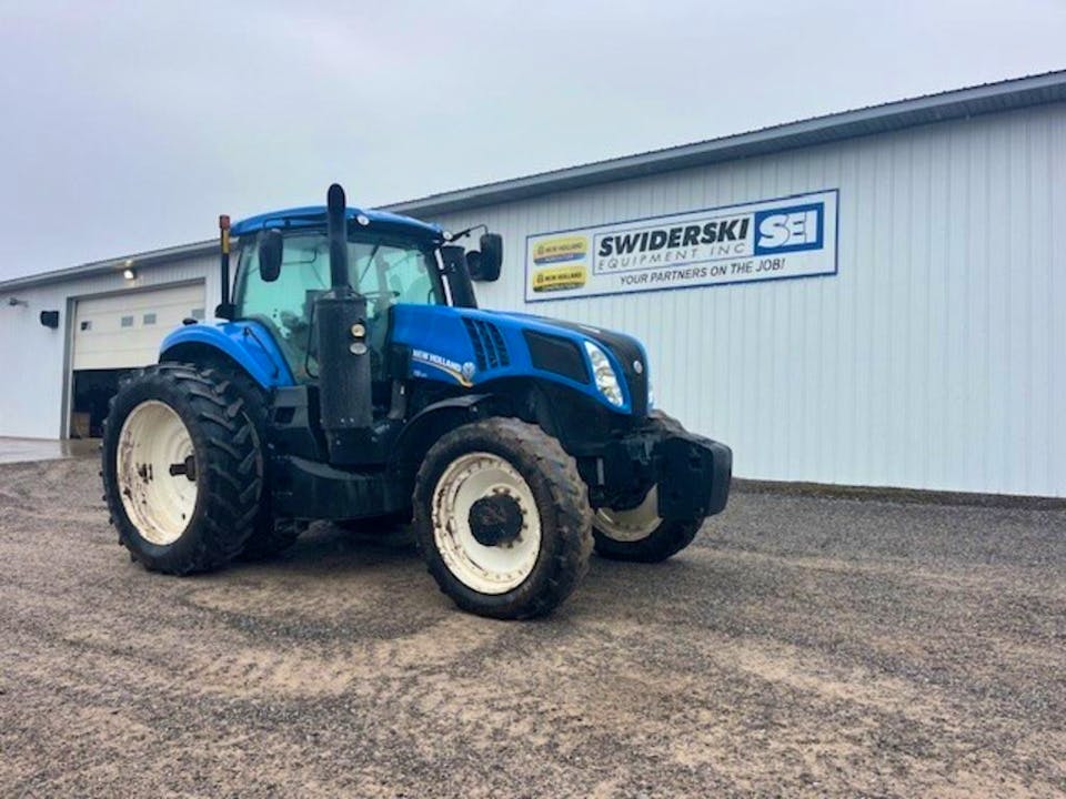 New Holland T8.320