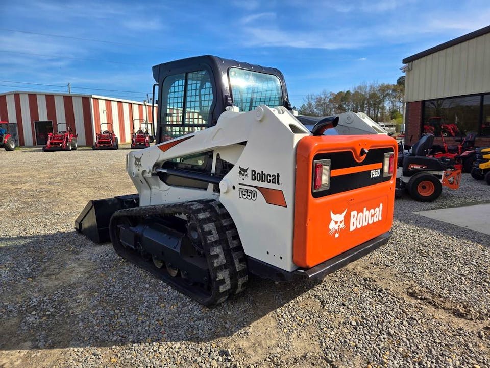 Bobcat T550