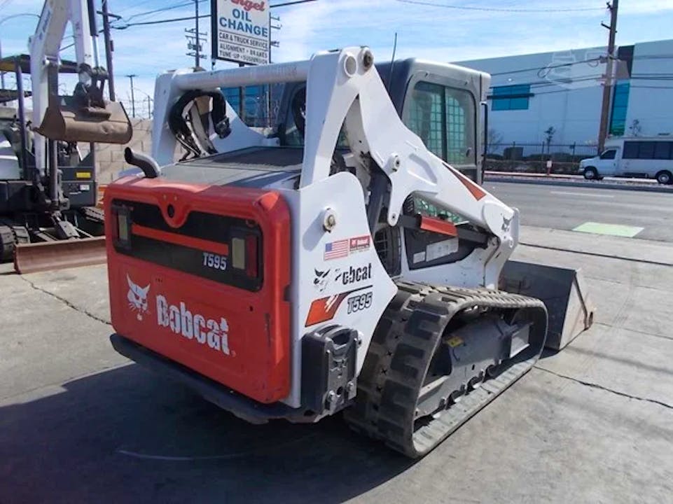 Bobcat T595