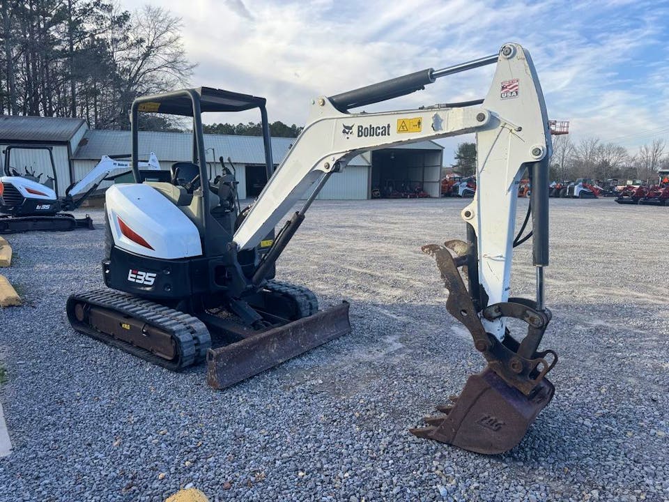 Bobcat E35i