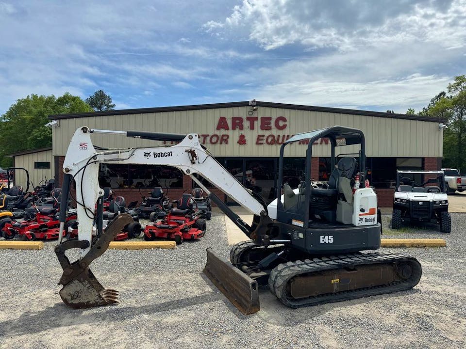 Bobcat E45