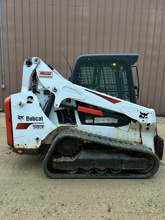 Bobcat T590