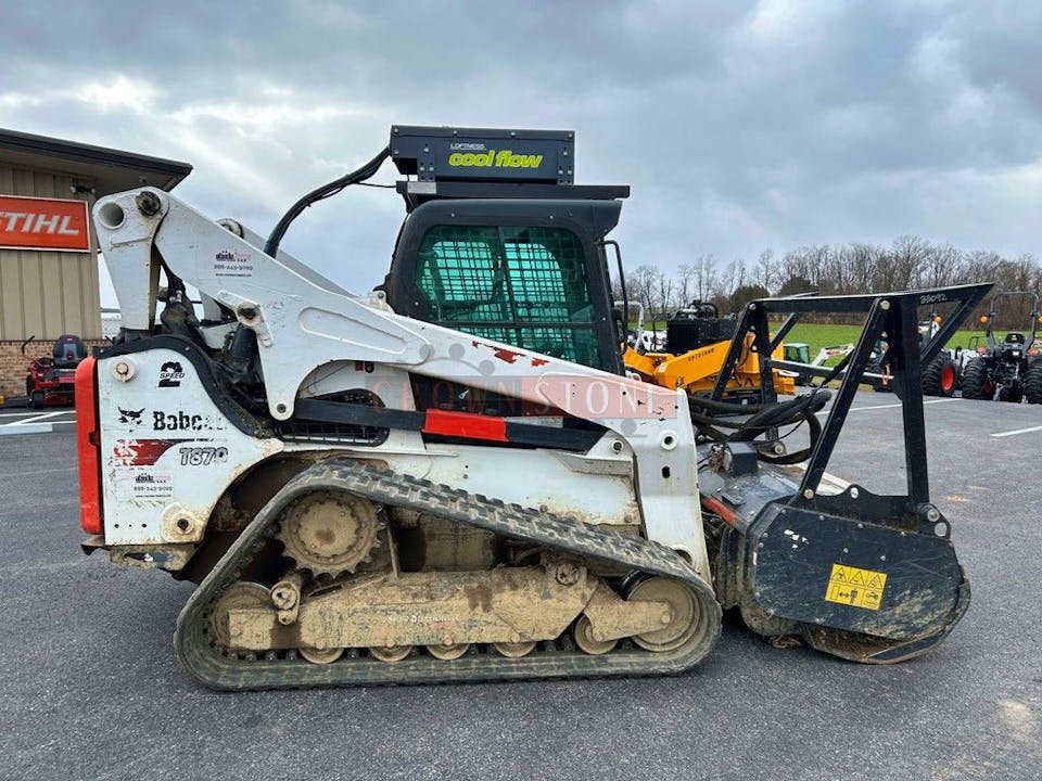 Bobcat T870