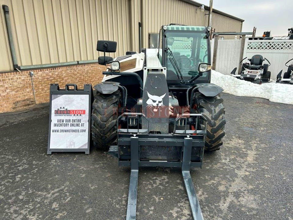 Bobcat V519