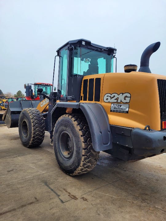 Case 621G