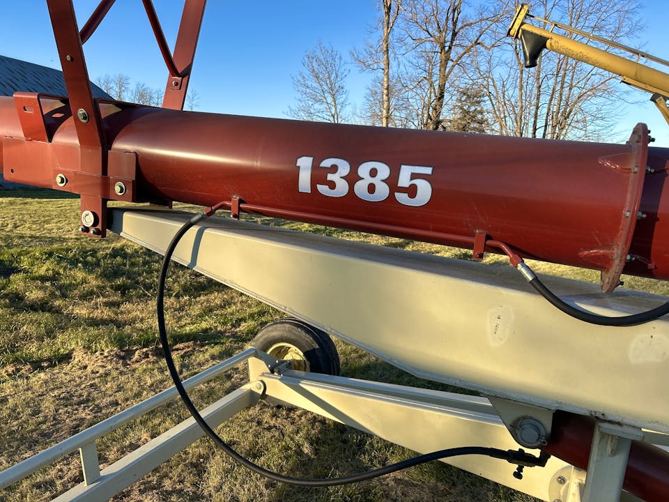 Farm King 1385