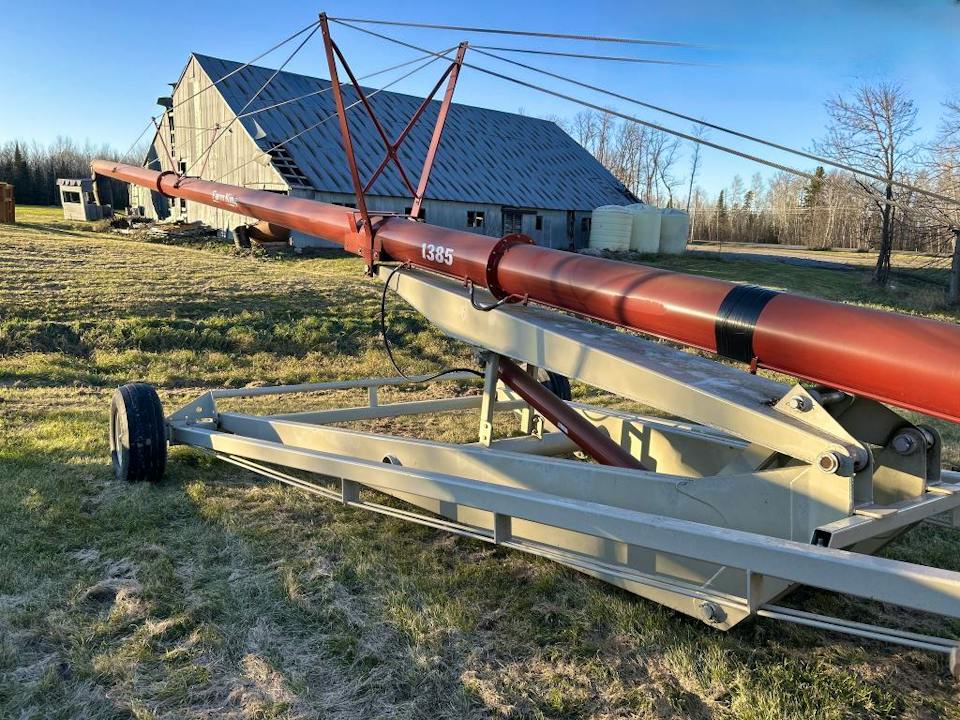 Farm King 1385