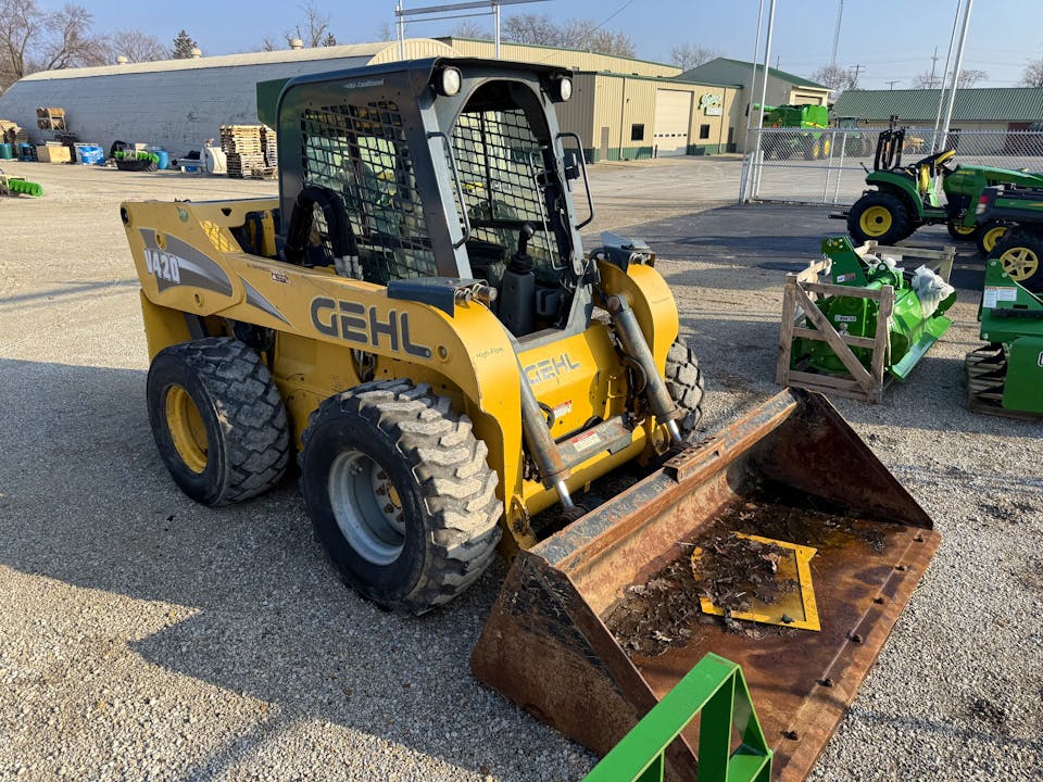Gehl V420