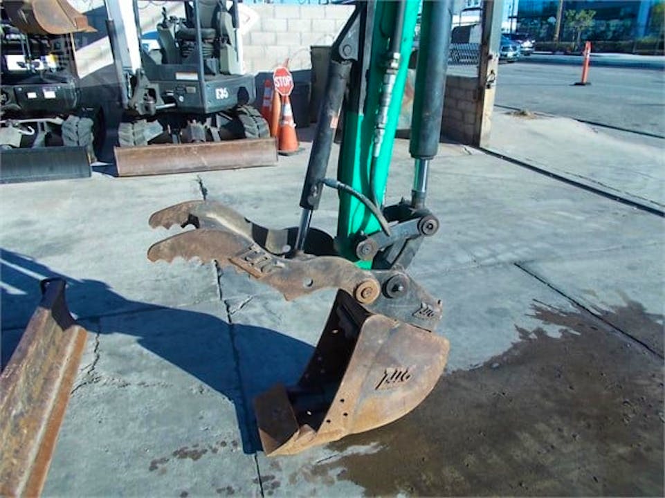JCB 8035 ZTS