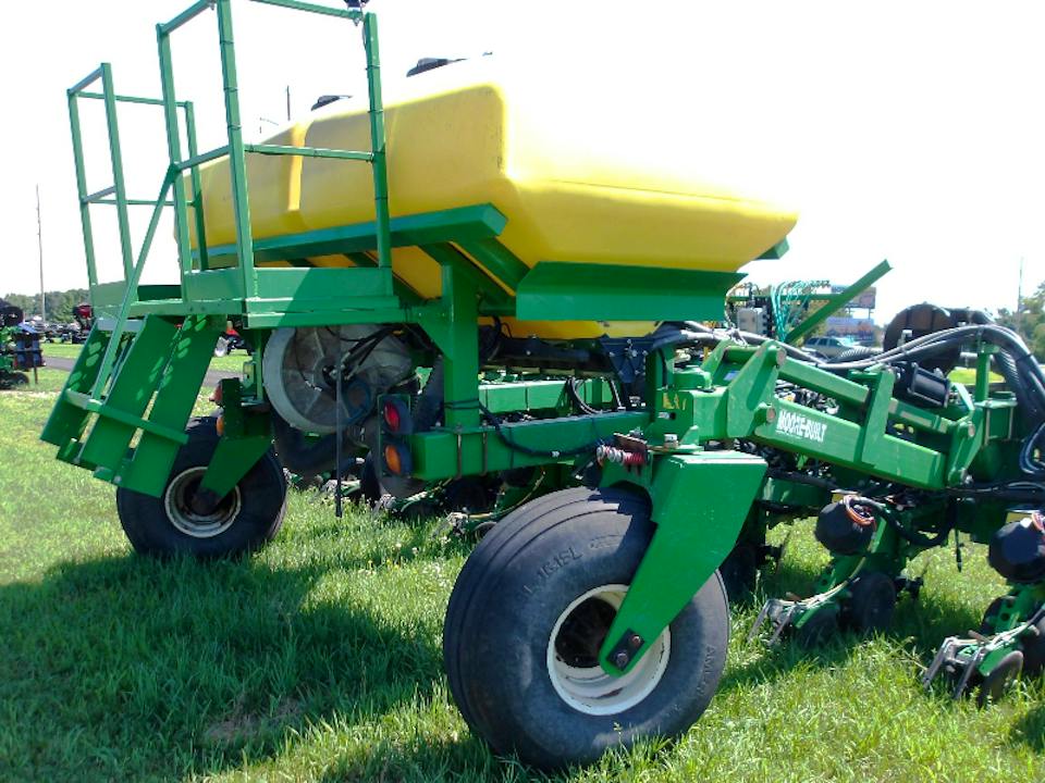 John Deere 1725