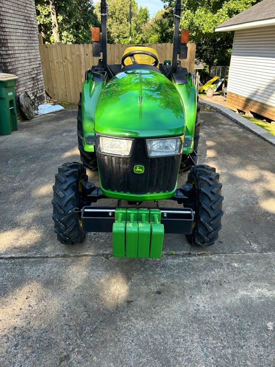 John Deere 3025E