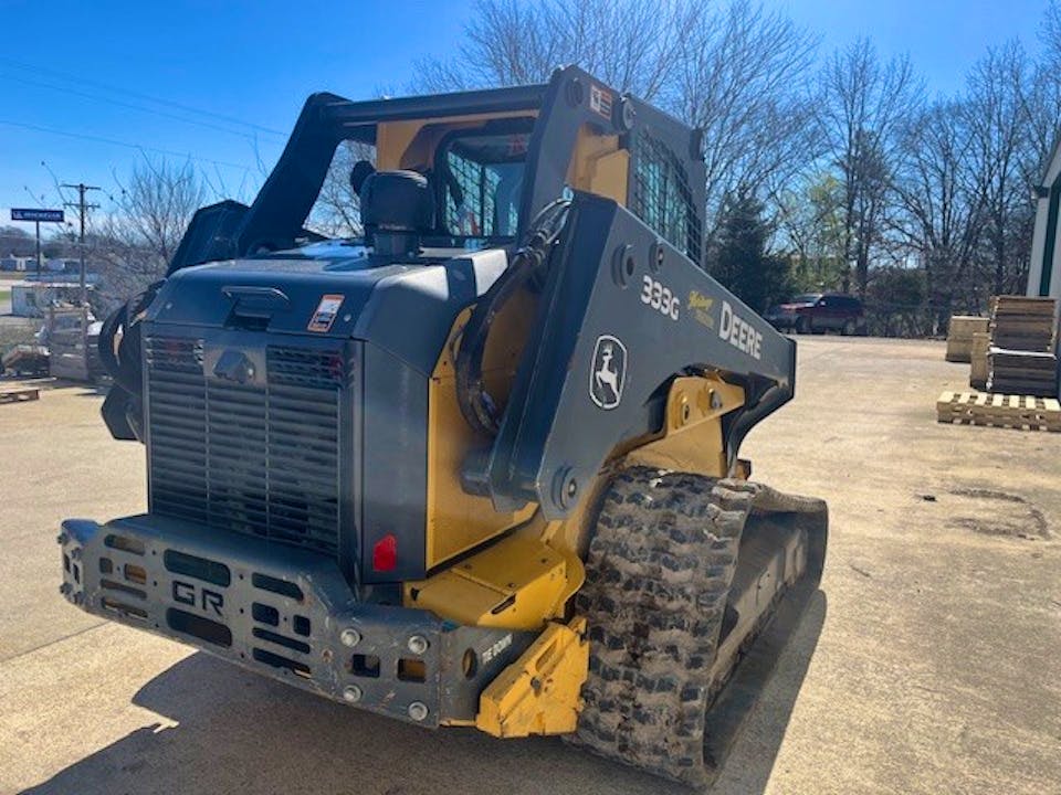 John Deere 333G