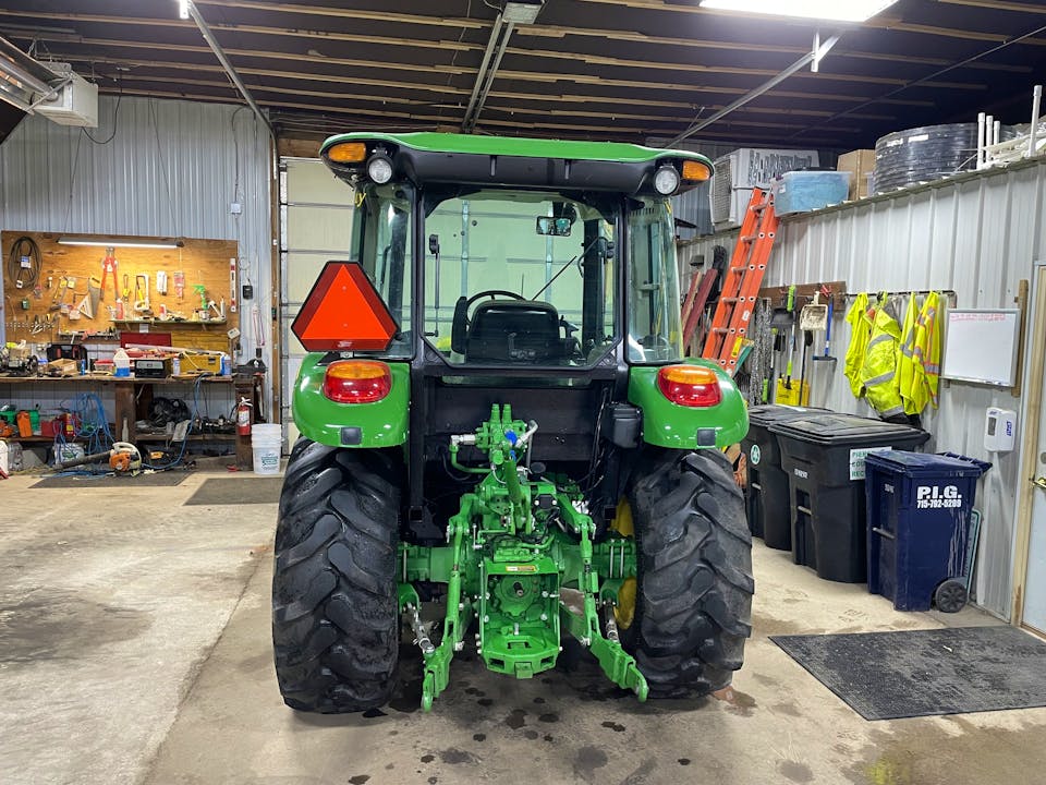 John Deere 5100E
