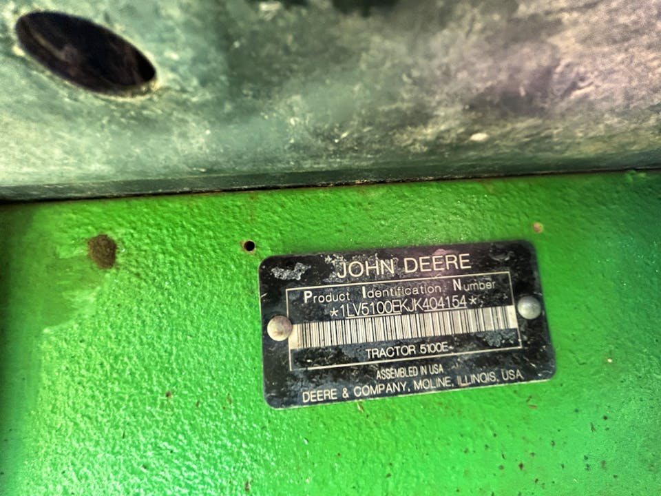 John Deere 5100E