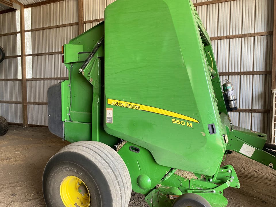 John Deere 560M