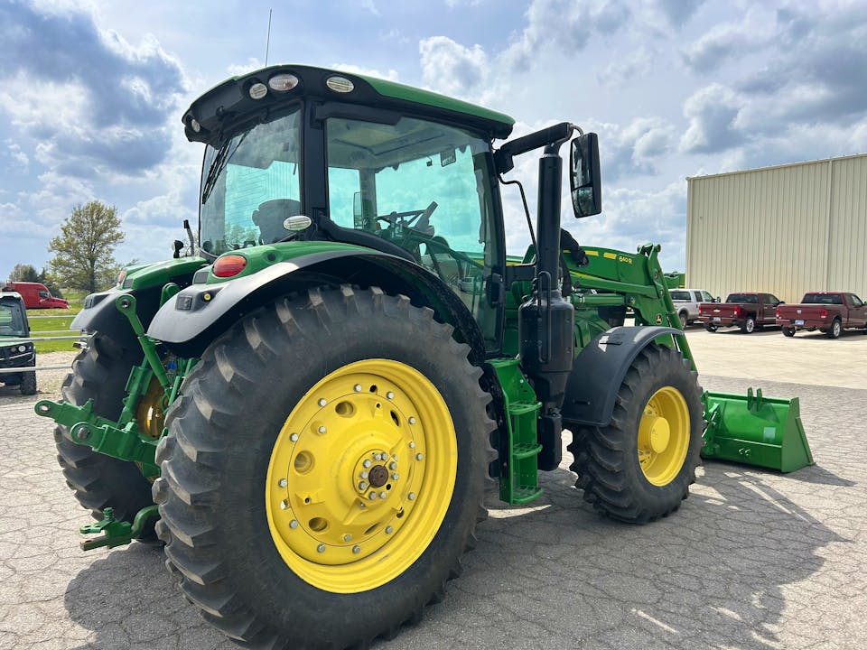 John Deere 6145R