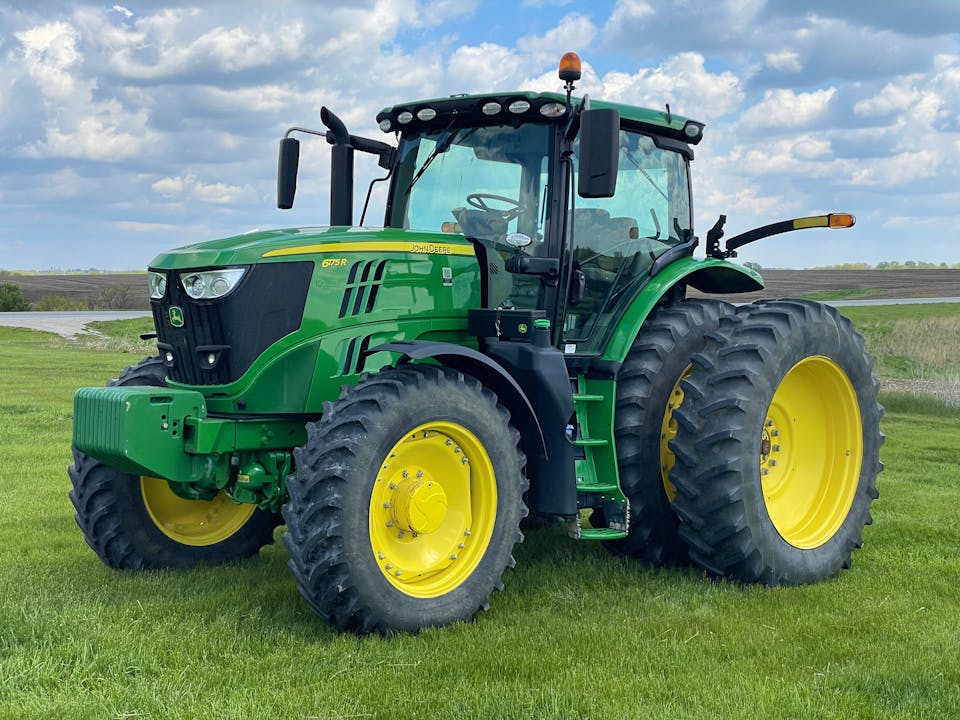 John Deere 6175R