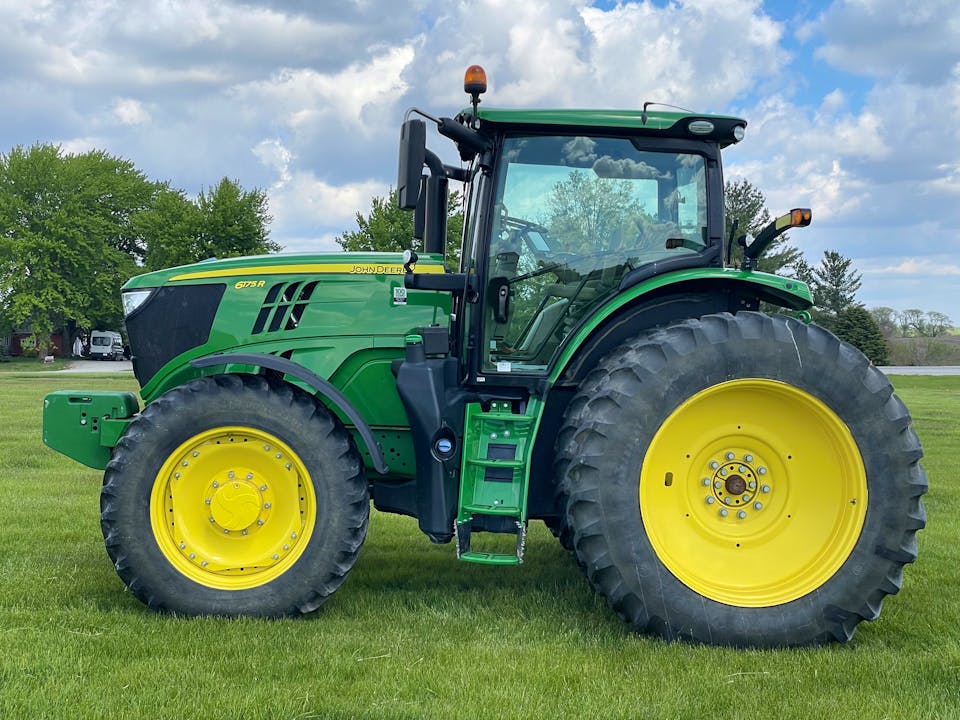 John Deere 6175R
