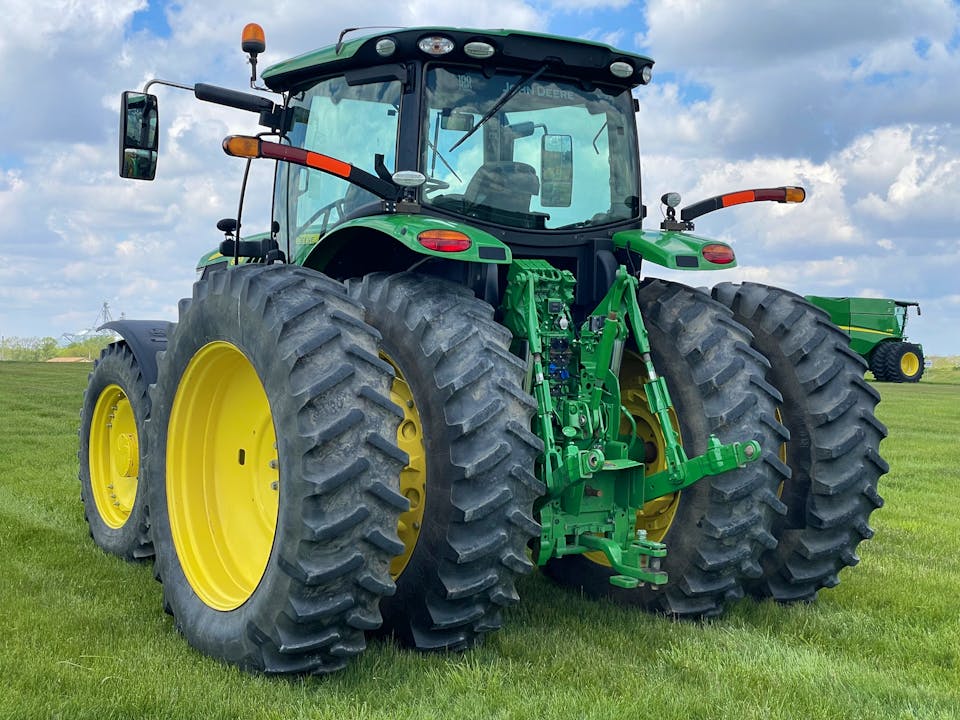 John Deere 6175R