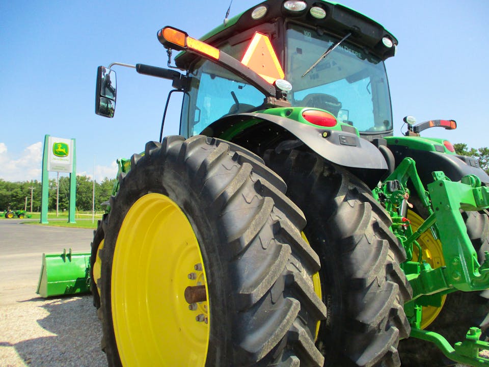 John Deere 6175R