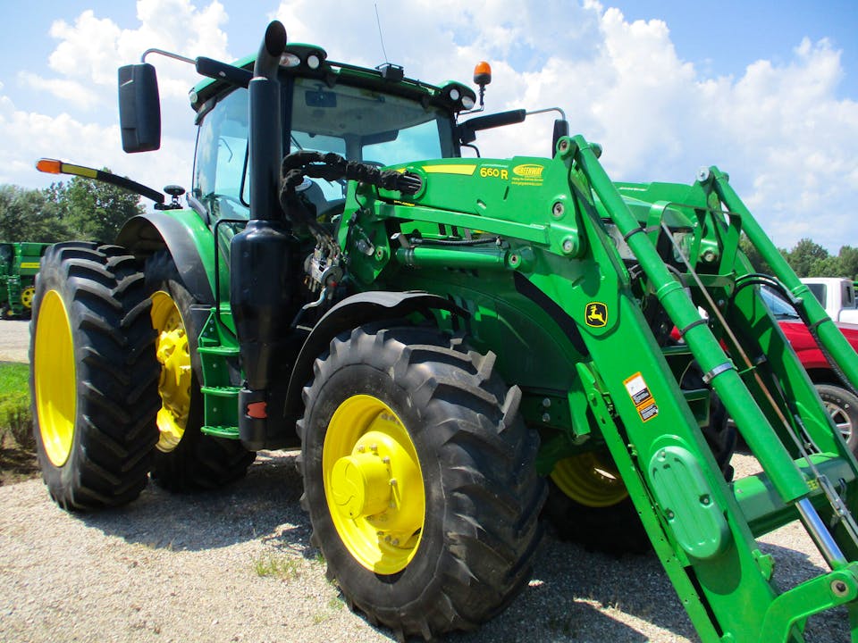 John Deere 6175R