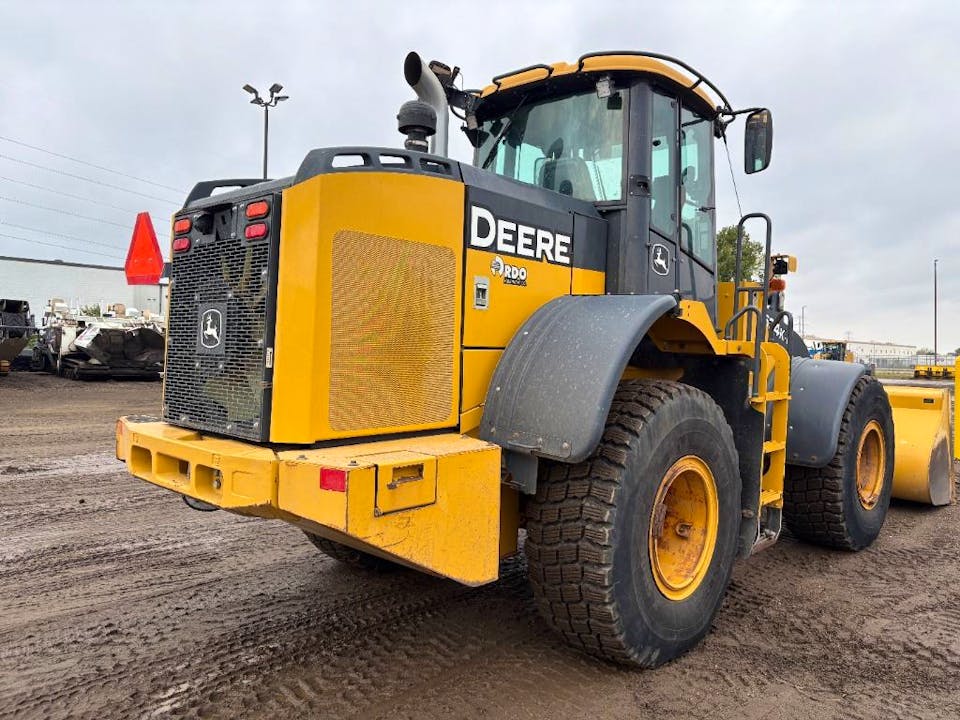 John Deere 624K